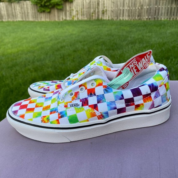 NWT Vans ComfyCush Era Tie-Dye Checker Rainbow Skate Sneaker Shoe M4.5/W6 721356 - Picture 2 of 12